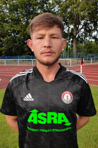 Esmail Akbari