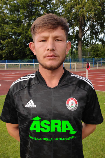 Esmail Akbari